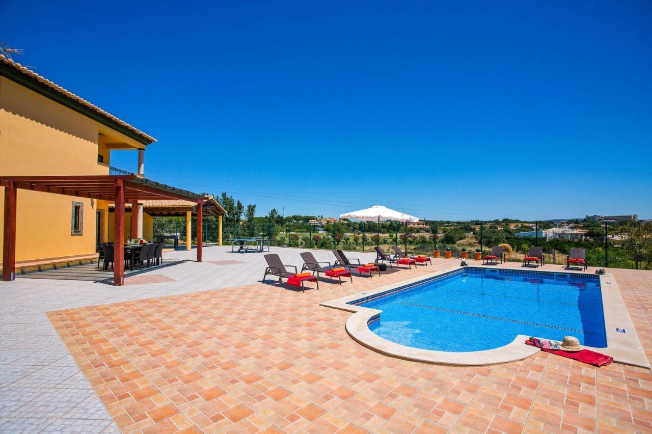 Villa Nincha - Heated Pool - Free Wi-Fi - Air Con Албуфейра Екстер'єр фото